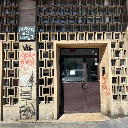 Urban Oasis Studio, Gara De Nord